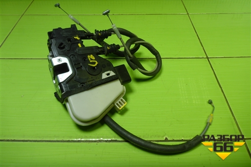 Замок двери задней правой (814202W010) для Hyundai Santa Fe с 2012-2018г (Санта Фе)