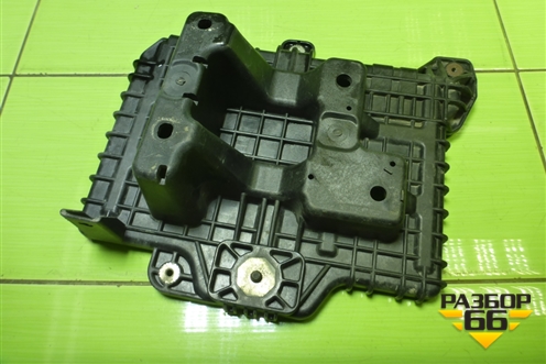 Площадка под аккумулятор (371502W000) для Hyundai Santa Fe с 2012-2018г (Санта Фе)