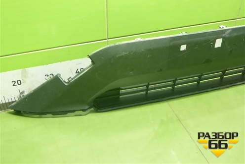 Решетка в передний бампер центральная (5311342110) для Toyota Rav-4 с 2018г (Рав 4)