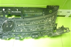 Решетка радиатора (5N0853653E) для Volkswagen Tiguan с 2007-2011г (Тигуан)