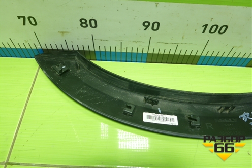 Накладка двери задней правой (на арку) (8890043621) для Geely Monjaro с 2021г (Монджаро)