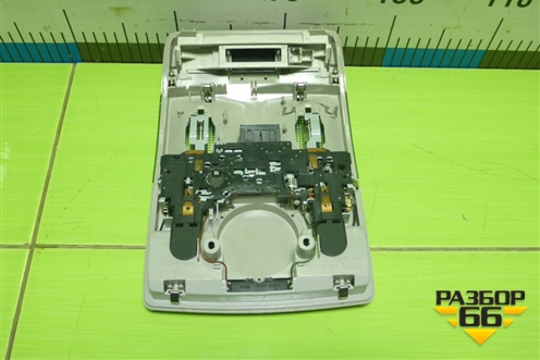 Плафон салонный передний (8E0947565) для Audi A3 (8PA) 2003-2013г Sportback (А3)