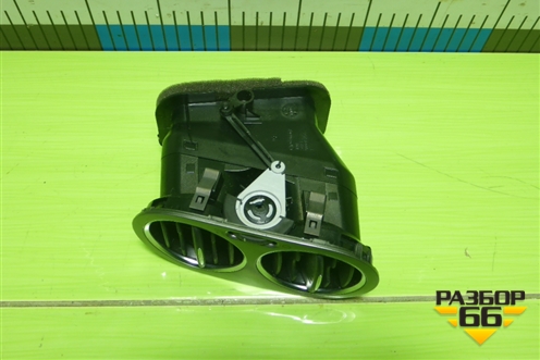 Дефлектор воздушный левый (5M0819709) для Volkswagen Tiguan с 2011-2016г (Тигуан)