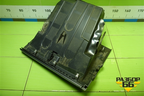 Бардачок (8450031277) для VAZ Vesta/Веста с 2015г