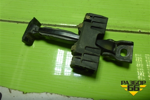 Ограничитель двери задней левой для VAZ Vesta/Веста с 2015г