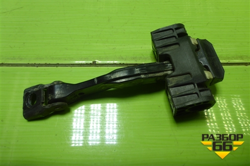 Ограничитель двери передней левой для VAZ Vesta/Веста с 2015г