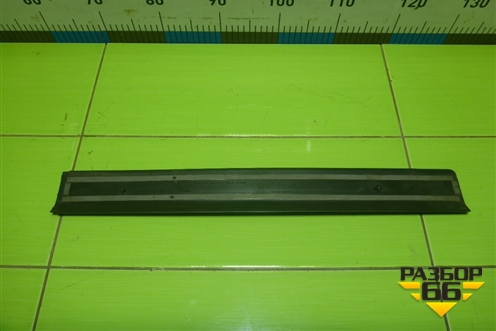 Накладка порога внутренняя заднего правого (4F0853376E) для Audi A6 (C6) с 2004-2011г (А6)