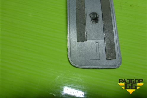 Накладка порога внутренняя заднего левого (в проём) (A2046800335) для Mercedes Benz C-Klass W204 с 2007-2014г (Ц)