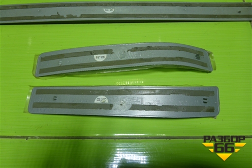 Накладка порога внутренняя (комплект) для Mercedes Benz C-Klass W204 с 2007-2014г (Ц)