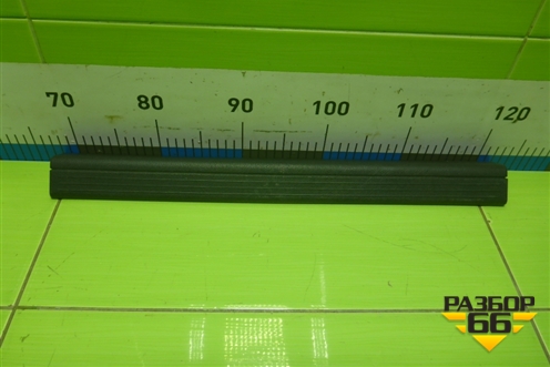 Накладка порога внутренняя переднего правого (A2046860036) для Mercedes Benz C-Klass W204 с 2007-2014г (Ц)