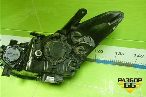 Фара правая (до 2015г ксенон с блоком и лампой) (921022W000) для Hyundai Santa Fe с 2012-2018г (Санта Фе)