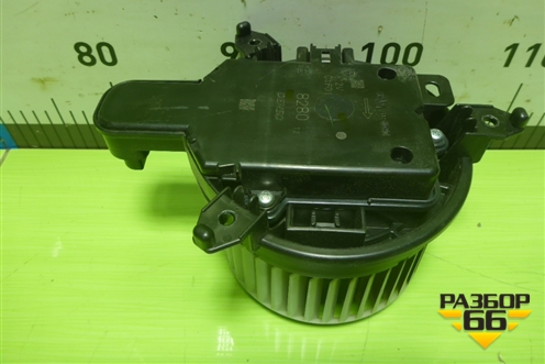 Моторчик отопителя для Toyota Land Cruiser (300) с 2021г (Ленд Крузер)