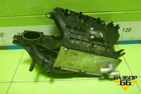 Коллектор впускной (03C129711AD) для Audi A3 (8PA) 2003-2013г Sportback (А3)