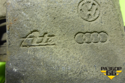 Суппорт передний правый для Volkswagen Passat (В7) с 2011-2014г (Пассат Б7)