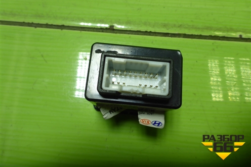 Разъём (USB, AUX) (961102S000) для Hyundai ix 35 с 2010г (Ай икс 35)