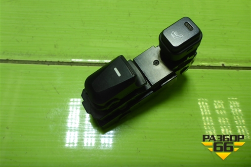 Кнопка стеклоподъёмника (задняя) (3835211310) для Hyundai ix 35 с 2010г (Ай икс 35)