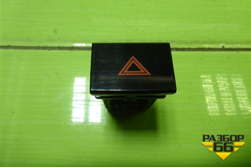 Кнопка аварийной сигнализации (937902S000) для Hyundai ix 35 с 2010г (Ай икс 35)