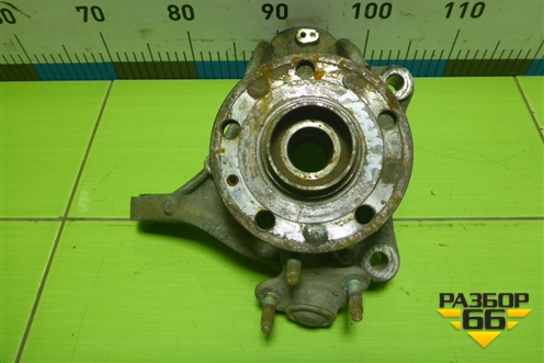 Кулак поворотный передний правый (3C0407258G) для Volkswagen Passat (B6) с 2005-2010г (Пассат Б6)