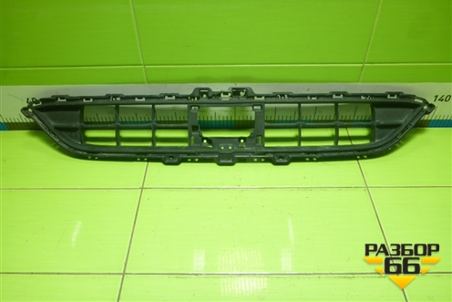 Решетка в передний бампер центральная (602003019AA) для Jaecoo J8 c 2024г (Джей8)