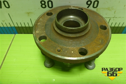 Ступица передняя для Volkswagen Passat-CC с 2008г (Пассат ЦЦ)