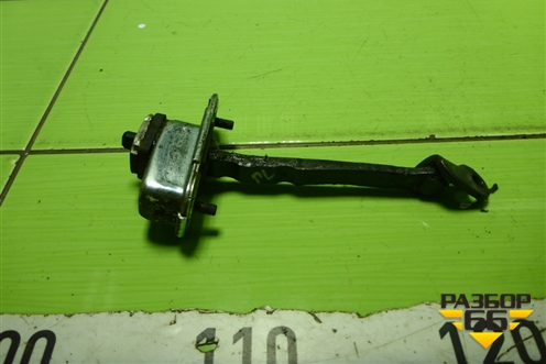 Ограничитель двери передней левой для Hyundai ix 35 с 2010г (Ай икс 35)