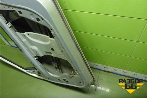 Дверь передняя правая для Renault Megane 2 с 2002-2009г (Меган)