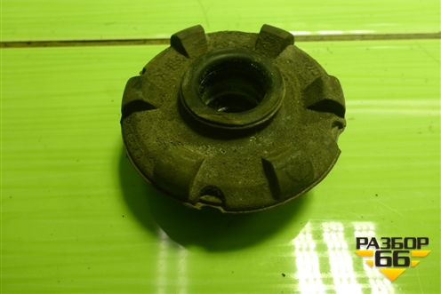 Подушка радиатора (нижняя) для Toyota Corolla (E18) с 2012-2019г (Королла 180)