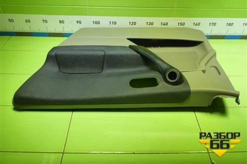 Обшивка двери передней правой под электрику (156016611) для Renault Megane 2 с 2002-2009г (Меган)