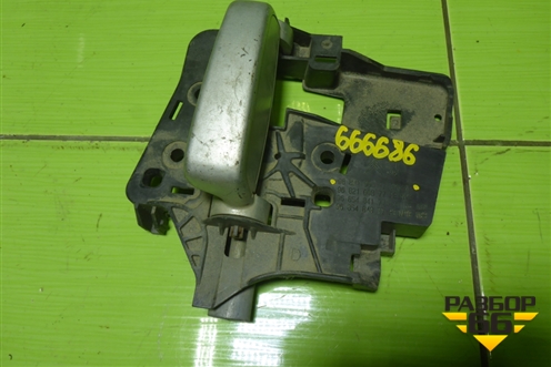 Ручка внутренняя (двери сдвижной правой) (9682100677) для Peugeot Partner Tepee с 2008г (Партнер Типпи)