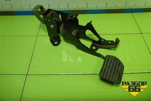 Педаль тормоза (8200221302) для Renault Megane 2 с 2002-2009г (Меган)
