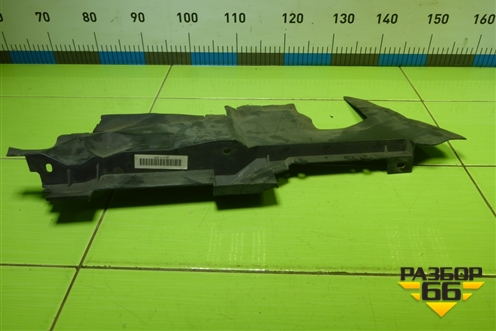 Дефлектор радиатора правый (4L0121284) для Audi Q7 c 2005-2015г (Ку 7)