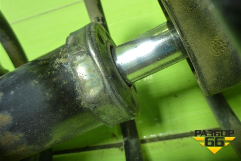 Амортизатор передний правый (8200663654) для Renault Megane 2 с 2002-2009г (Меган)