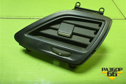 Дефлектор воздушный правый (8450008777) для VAZ Vesta/Веста с 2015г