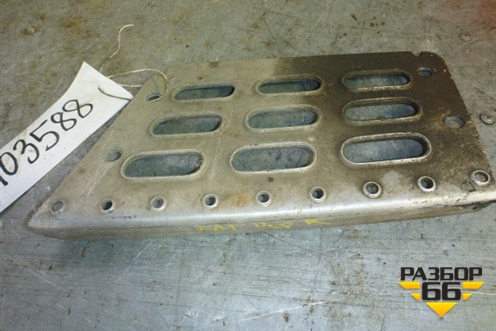 Подножка правая (ступенька нижняя) (20360789) для Volvo TRUCK FH с 2002-2008г (ФШ) Подножка правая (ступенька нижняя) (20360789) для Volvo TRUCK FH с 2002-2008г (ФШ)