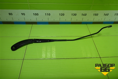 Поводок стеклоочистителя правый (8200215895) для Renault Megane 2 с 2002-2009г (Меган)