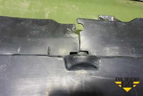 Пыльник переднего бампера центральный (KB7W500S1) для Mazda CX 5 с 2017г (СХ5)