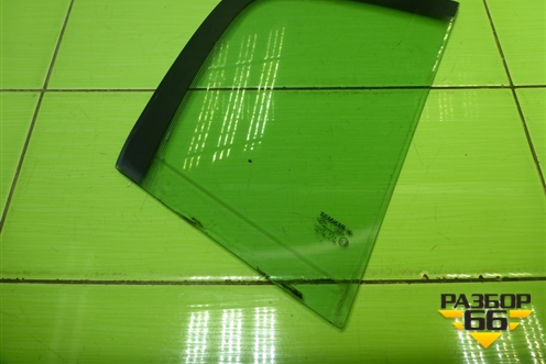 Стекло двери задней левой форточка (седан) для Renault Megane 2 с 2002-2009г (Меган)