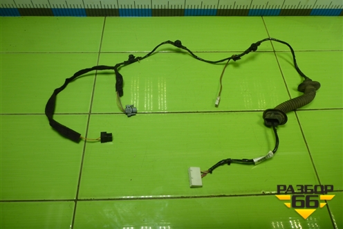 Проводка двери передней правой (241254772R) для Renault Logan с 2004-2015г (Логан)