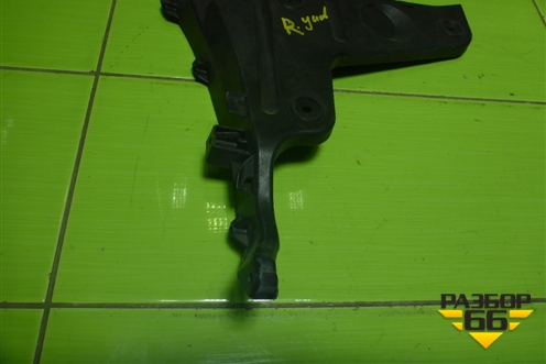 Кронштейн заднего бампера правый (универсал) (8E9807454A) для Audi A4 (В7) с 2004-2009г (А4)