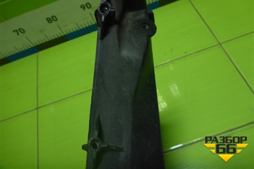 Кронштейн заднего бампера правый (универсал) (8E9807454A) для Audi A4 (В7) с 2004-2009г (А4)