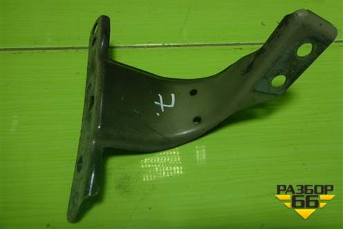 Кронштейн переднего крыла правый (8E0821136A) для Audi A4 (В7) с 2004-2009г (А4)