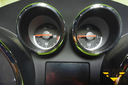 Щиток приборов (в милях) (13338437) для Opel Astra J с 2009г (Астра Джей)