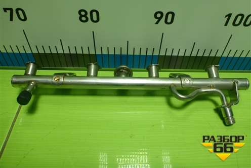 Рейка топливная рампа для Mercedes Benz C-Klass W204 с 2007-2014г (Ц)