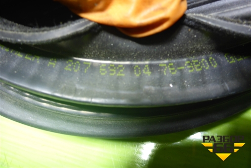 Уплотнитель двери передней правой (A2076920476) для Mercedes Benz E-Klass C207 (купе) с 2009г (Е Купе)