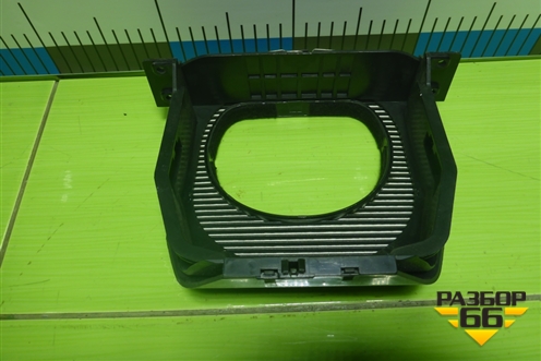 Кожух рулевой колонки (A2114600195) для Mercedes Benz E-Klass W211 c 2002-2009г (Е)