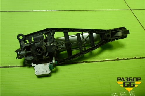 Ручка наружная двери передней правой для Opel Corsa D с 2006-2014г (Корса Д)