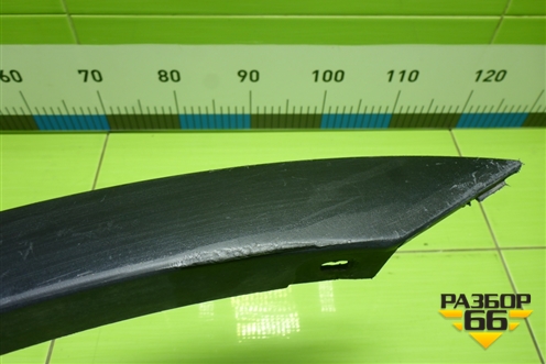 Накладка переднего крыла правого (51773405818) для BMW X3 E83 с 2004-2010г (Х3 Е83)