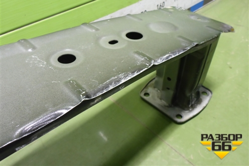 Усилитель переднего бампера (KD53085) для Mazda CX 5 с 2012-2016г (СХ5)