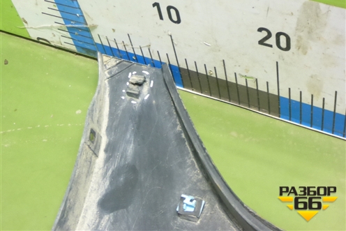 Накладка на порог наружная левая (877532S000) для Hyundai ix 35 с 2010г (Ай икс 35)