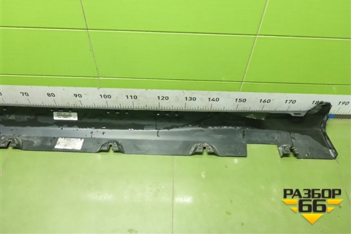 Накладка на порог наружная левая (A2536980800) для Mercedes Benz GLC-Klass X253  с 2015г (ГЛЦ)